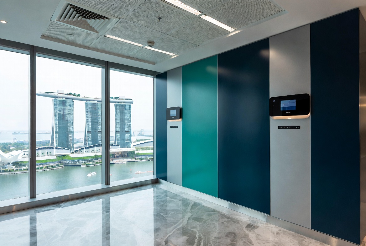 Commercial building AC system in CBD